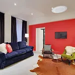 Short Stay Group Museum View Serviced Apartments