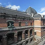 Short Stay Group Museum View Serviced Apartments