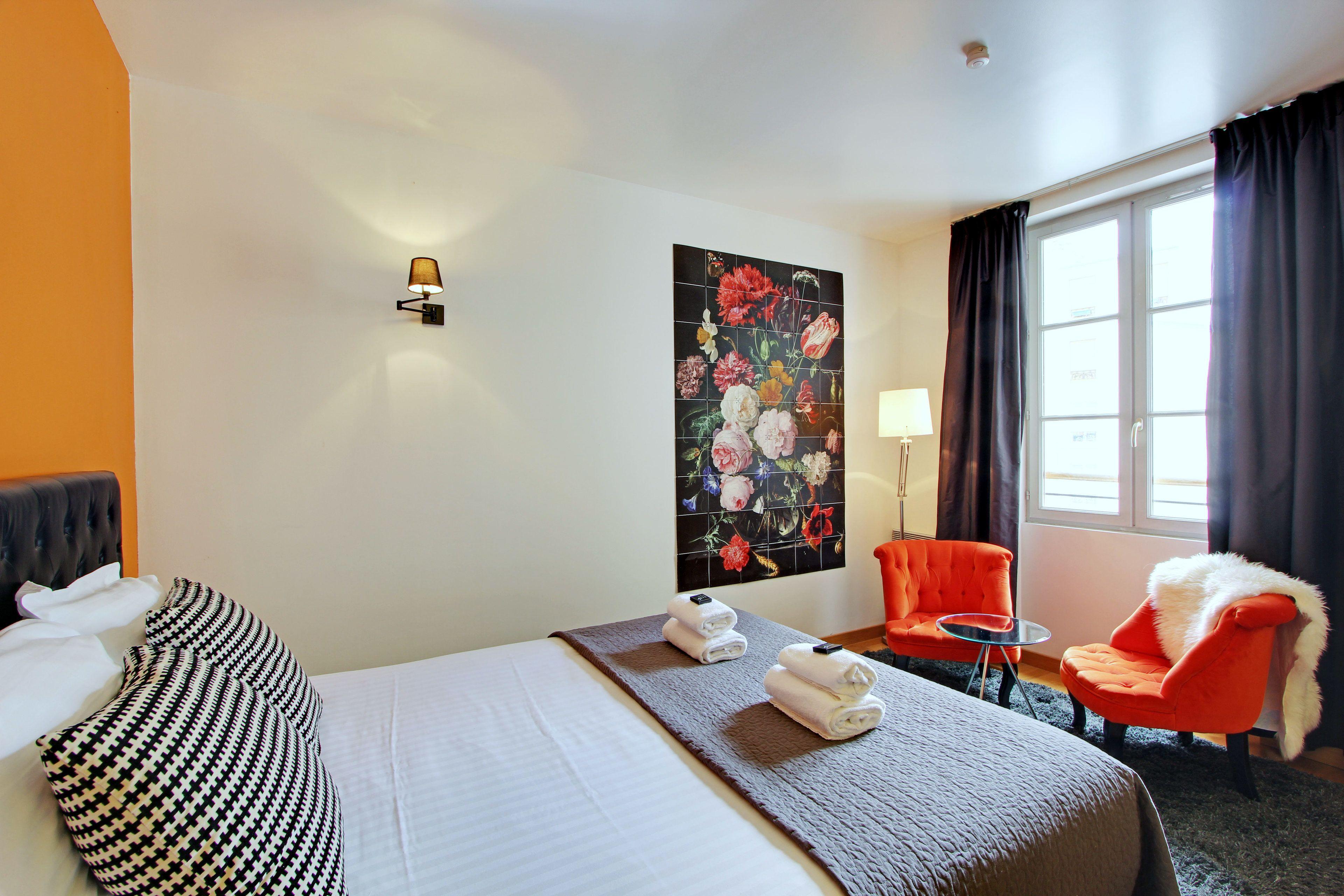 Hotel Short Group Museum View Serviced