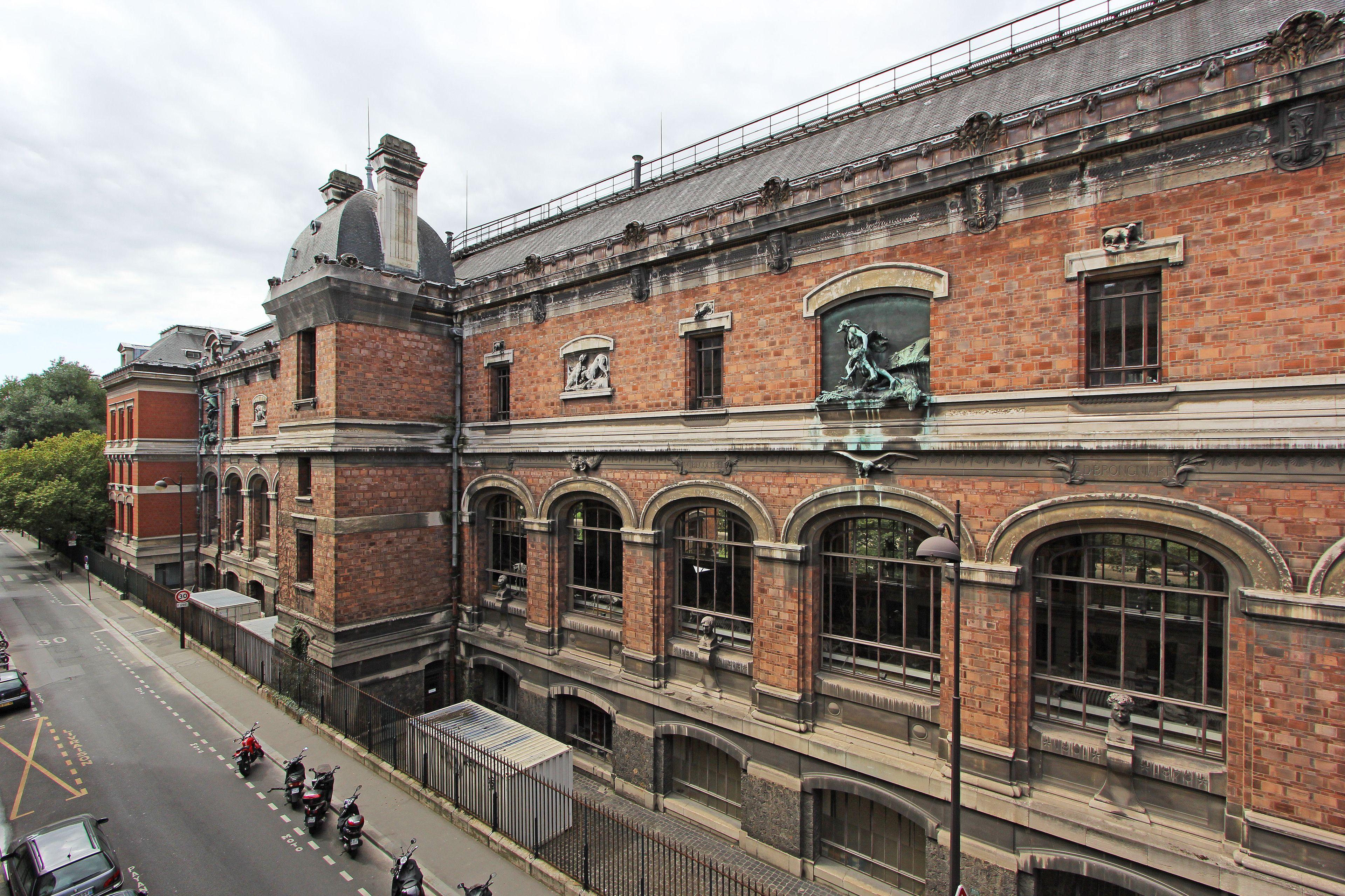 Short Group Museum View Serviced 3* Parigi