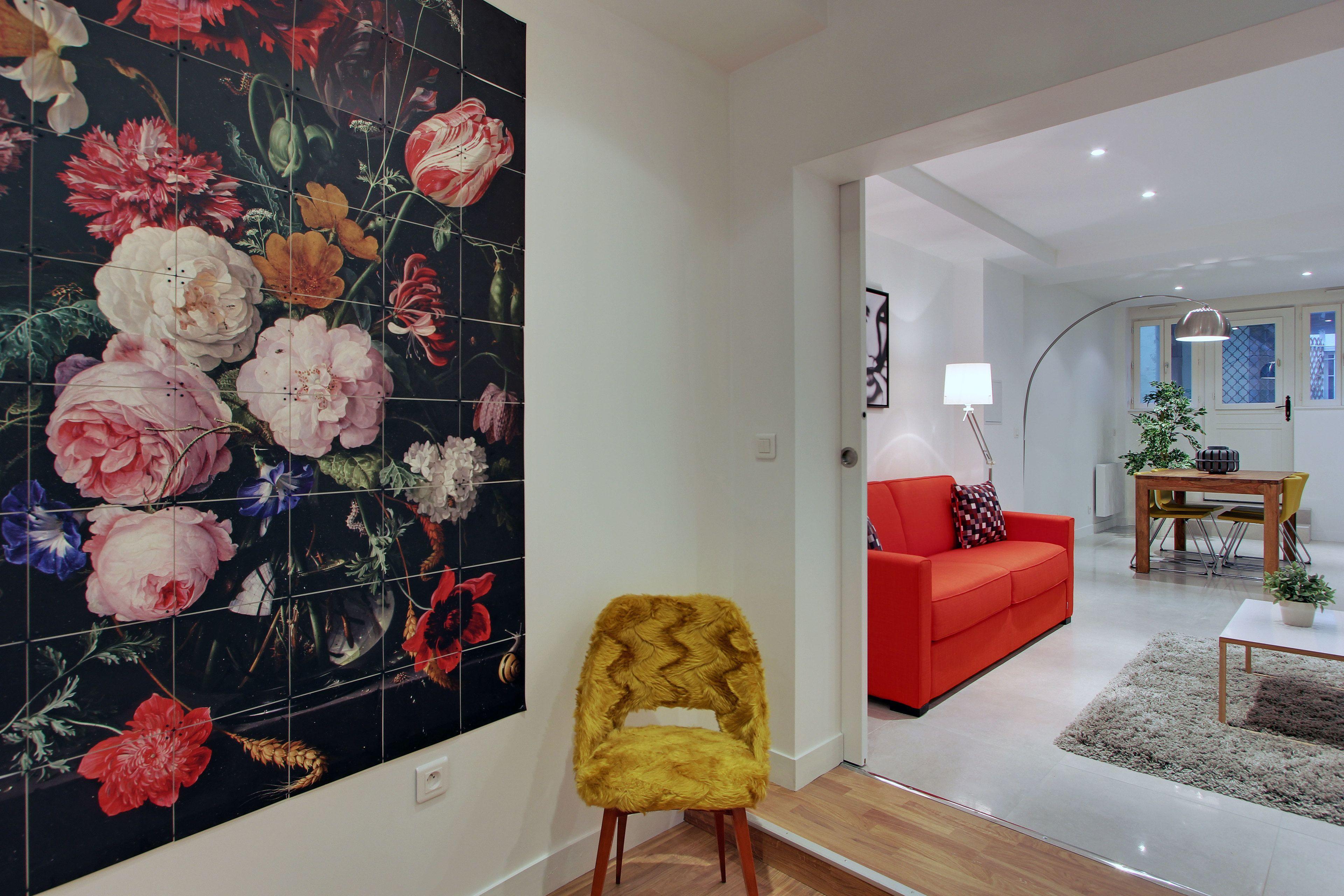 Short Group Museum View Serviced